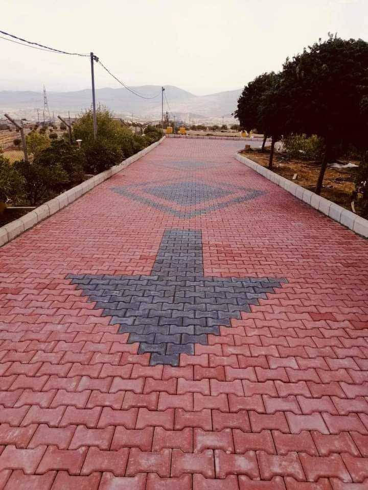 السلام عليكم👋🛣️ جميع انواع المقرنص🔲🔷🔴خلفات مقرنص🛠️
عمل ساقيه➕عمل رصيف➕عمل كابات➕عمل كاشي➕عمل كرانيت🔸
نشتغل بدقه↙️عاليه↘️⚒️🛠️
عمل درجه اوله🥇🔝الثقه في عملنه🔘🔹▪️👍 
الرقم: ***********
