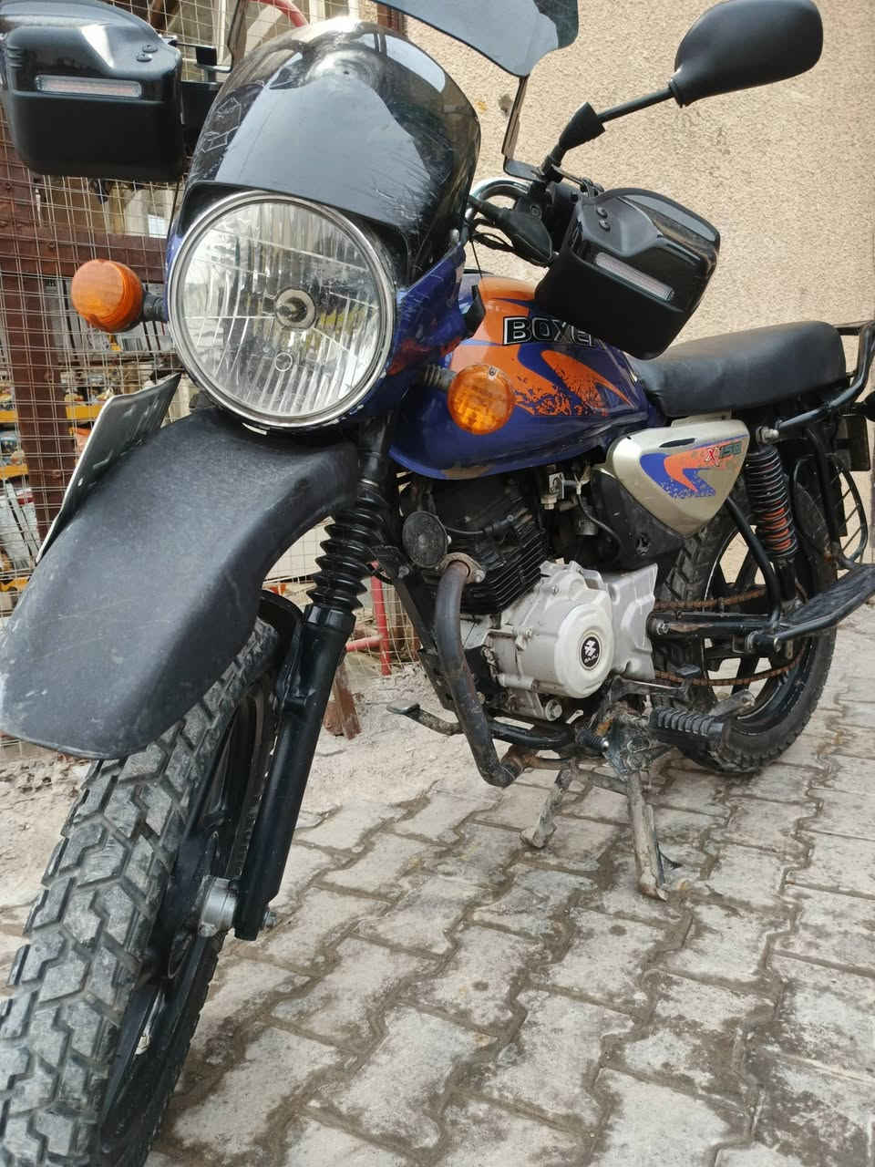 سلام عليكم دراجه بوكسر جبلي موديل 2021  مرقمه بغداد انكليزي التحويل ثاني يوم السعر مليون و800 المكان بغداد الشعله رقم الهاتف ***********
