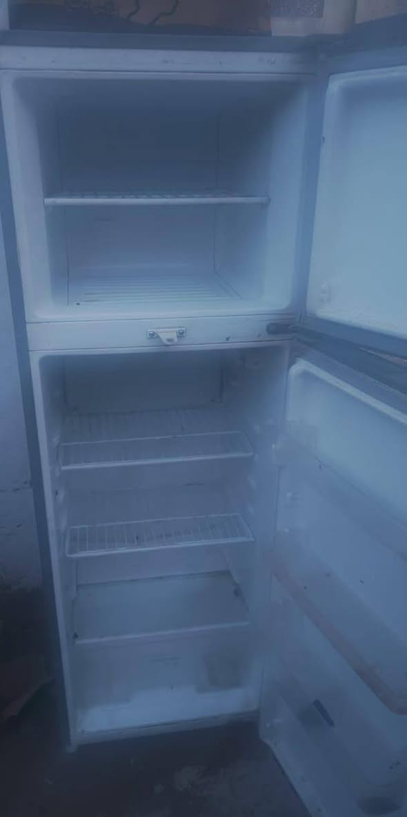 السلام عليكم ثلاجه للبيع 
مكان النجف اي استفسار ع هاذا رقم
***********
