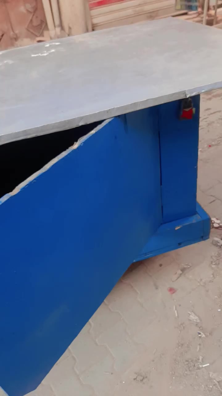 عربانه تصلح للكص ولفلافل ولبلبي وللبصطيات بيه صندوك اضم بي غراض قناني اي شي مفصله على


**إذا كنت صاحب هذا الإعلان وتريد حذفه لأي سبب، رجاءا أرسل رسالة إلى الدعم الفني**