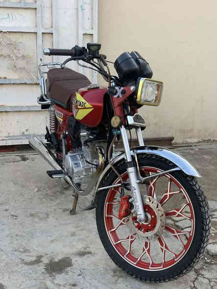 السلام عليكم دراجه سافان موديل 2024الدراجه نضيفه معدل شلعه فول السعر 800او بيها مجال  رقمي ***********
