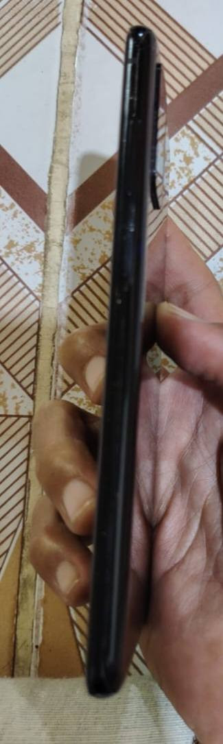 سامسونك S20plus 5G
ذاكرة 128
رام 8+8
شاشة Qاموليد منحنية 120هيرتز بصمة اصبع مدمجة بلشاشة+بصمة وجه
ثون ستيريو
معالج اكسنوس1210 ببجي90فريم
بطارية 4700مل امبير شحن45w
جهاز فلاكشب
كامرات فول
ملاحضة..
الجهاز بي طبعة خفيفة كلش متبين.
ونظافة موضحة بلصور
السعر 190
ويرهم مراوس


**إذا كنت صاحب هذا الإعلان وتريد حذفه لأي سبب، رجاءا أرسل رسالة إلى الدعم الفني**