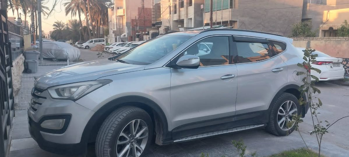 السلام عليكم
سنتافيا موديل 2013
٧ راكب
٣ قطع تبريد
ب اسمي رقي اربيل
محرك ٤ سلندر حجم ٢٤٠٠ دوش
لون سلفر
وارد خليجي
بيها كم طخة بسيطة ومصلحة بدون اي دواخل
للتواصل ***********
بغداد العامرية / بغداد ابوغريب شارع الزيتون
