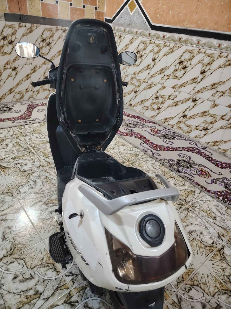 جوبيتر هندي 2020 محرك وضع شركة كفالة عامة بية شخوط بصيطة تاخذ تفحص وين مايعجبك وترجع شراي اتصل

***********
