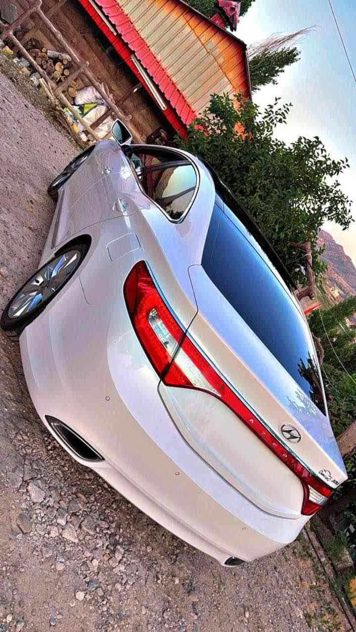 سيارة هێوندای/ ازێرا 
مودێل 2015
کیلومەتر 220.000 km ب رێڤەچوویە 
گێر ئو توماتیک
سیارە خەلیجی 
پستن 6 مەکینە 3.0
قتعه 2 یت تێدا چەمەلوخ و نیف بونت بێ داخلی بێ پەرەشوت
بها123$ و مەجال
ـــــــــــــــــــــــــــــــــــــــــــ
رەقەم :*********** دهوك, العراق
