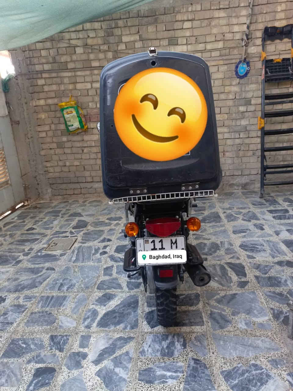 السلام عليكم 
دراجه بوكسر موديل 23 
دراجه نضيفه وحلوه هاي صور قديمه هسه ارتب من قبل 
دراجه خير من الله 
مكاني بغداد حي النصر 
سعر مليونين و100 وبيها مجال 
للاتصال .. ***********
