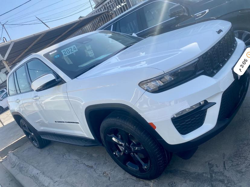 السلام عليكم جيب( التي تيود) خليجي وكالة هارلم (2024) بعدها بالضمان السيارة ماشيه (15 الف كيلو 9000ميل) 
وضع الشركة مكفوله من( الصبغ البارد والتبديل والفتح)
غراضها كامله غير مستخدمة ارضيات بصمات 2 رقم بغداد
***********
بغداد النهضة 
$375
