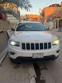 جيب لاريدو ٢٠١٤ خليجي بأسمي  الكير/مأوس طياره مكينه/٦سلندر ٠ فتحه فورو...