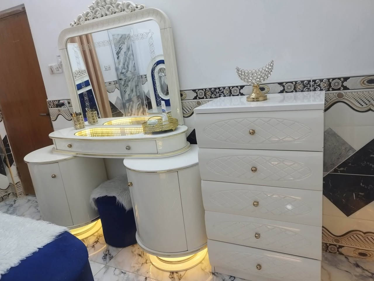 🪚 نجار متنقل
🛏️ غرف نوم
🚪 فتح وشد وتركيب الأثاث
🪟 كاونترات ألمنيوم و MDF
🔧 صيانة جميع الأثاث
🏠 ديكور جبسن بورد حسب الطلب

📞 ***********
💬 واتساب متوفر

اتصل نجي لباب البيت
