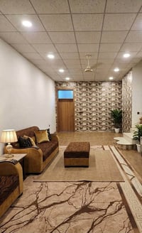 ٢٠٠م • ٤ غرف نوم • حي الفرات