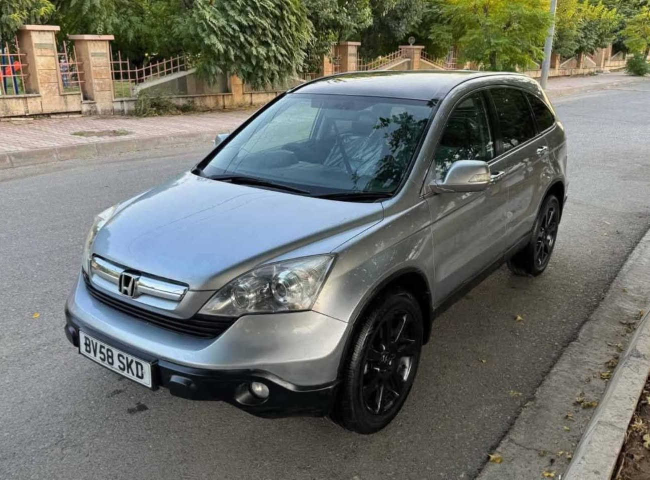 ھۆندای یابانی CRV ئەوروپی 2008 سوکان عەکس گاز
نرخ/ 25گەلا قفل
***********
***********
سەنەوی ئەسلی لەگەڵە
سالی 2021 داخل بووە
گێڕ عادی دەبل ئەکسل
سەقف دەبڵ پانۆڕاما
کوشن جڵد کوشن ھیتەر کوشن کارەبایی
ئاوێنە کارەبایی ئاوێنەکانی دەخەوێت 
سوکان ڤۆلیۆم
تێبینی/ سەیارەکە ئێنجیکتەری تەواو نین رانية, السليمانية
