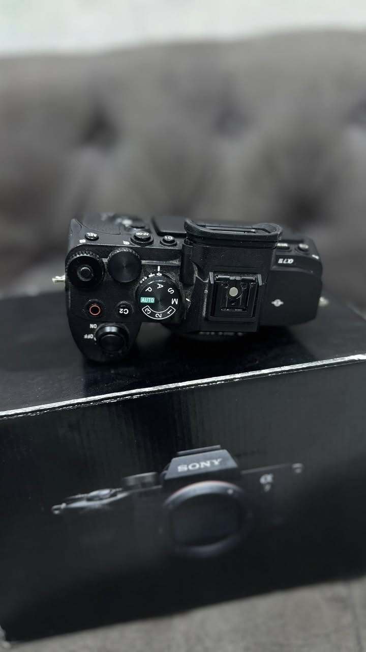 ‏أي سفن فور للبيع نظافة 95% السعر 1,000,900 موبايل ***********
