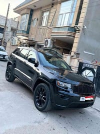 جيب شيروكي 2018 بلاك توب رقم بغداد باسمي فول مواصفات محرك 3.6 حادث جام...