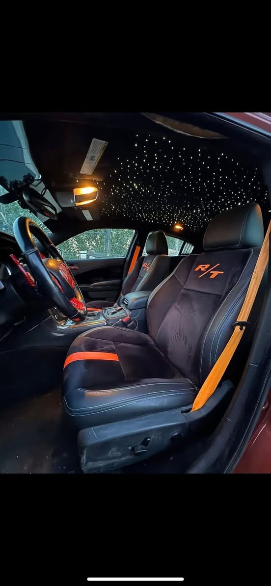 السلام عليكم RT  للبيع جارجر 2016
رقم بغداد  هزه وفحص جديده 

حادثها جاملغ وبنيد السياره مصبوغة عام جماليه

رقم الهاتف ‭0770 081 2077‬

معروضه السعر 155 $$ وبيها مجال بصيط

مواصفات فول 
بيها هواي تفاصيل ولنصبه شوفت العين
السياره عليها وايد بدي 
مازدات لد متغير 
سقف روز بيها 
مكينة . 5700 كفالة 
سوبر اتراك 
شاشه جبيره 
نضام قياده سبورت 
كشنات جلد حار بارد 
ستيرن هيتر 
كشنات ذاكره 
كشنات جلد + كهرباء 
تحكمات ستيرن 
حساسات أمامي خلفي 
تشغيل عن بعد 
مانع تزحلق 
شفتات ستيرن
مري هيتر 
مثبت سرعه 
رقم الهاتف ‭0770 081 2077‬
