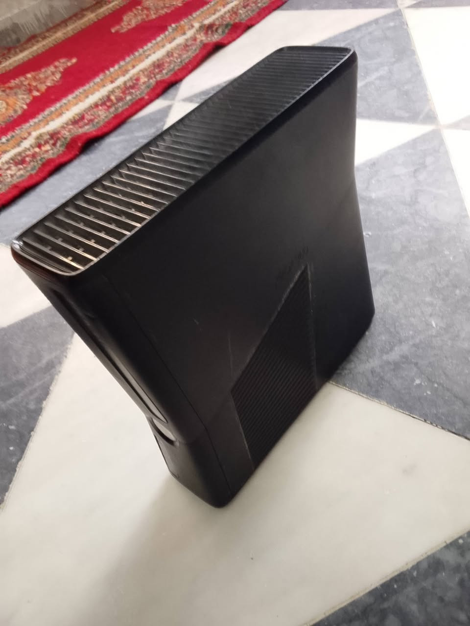 السلام عليكم 

اتوفر جهاز Xbox360 
الجهاز ممفتوح وكلشي مابي 
نضافه 80 بالميه 
الجهاز يجي ويا جويستك وحده مع بطاريه وشاحنه 
وكيبلHD والمحوله جهاز كامل من كلشي 
شرط تشغل وتلعب بلجهاز 
السعر ١٢٥ وبي مجال 
..مكاني بغداد منطقة الكماليه يم ساحه الشهداء.
للتواصل خاص ❤️


**إذا كنت صاحب هذا الإعلان وتريد حذفه لأي سبب، رجاءا أرسل رسالة إلى الدعم الفني**