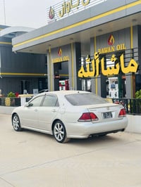 كراون • ٢٠٠٥ • سبورتي