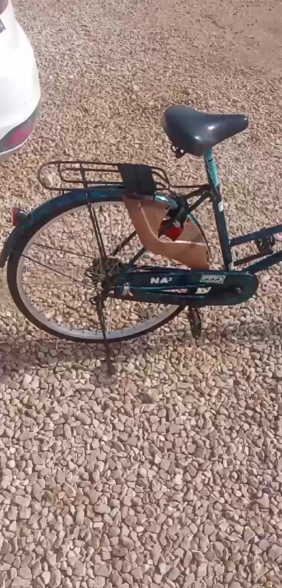 مرخصت صاحب الكروب
سلام عليكم شباب 
باسكل للبيع نضيف 
شوفت عينك موديل 23
السعر 90وبي مجال 
اذا اكو مراوس يطب خاص
مكان نجف مشخاب سوق شعلان 
نم


**إذا كنت صاحب هذا الإعلان وتريد حذفه لأي سبب، رجاءا أرسل رسالة إلى الدعم الفني**