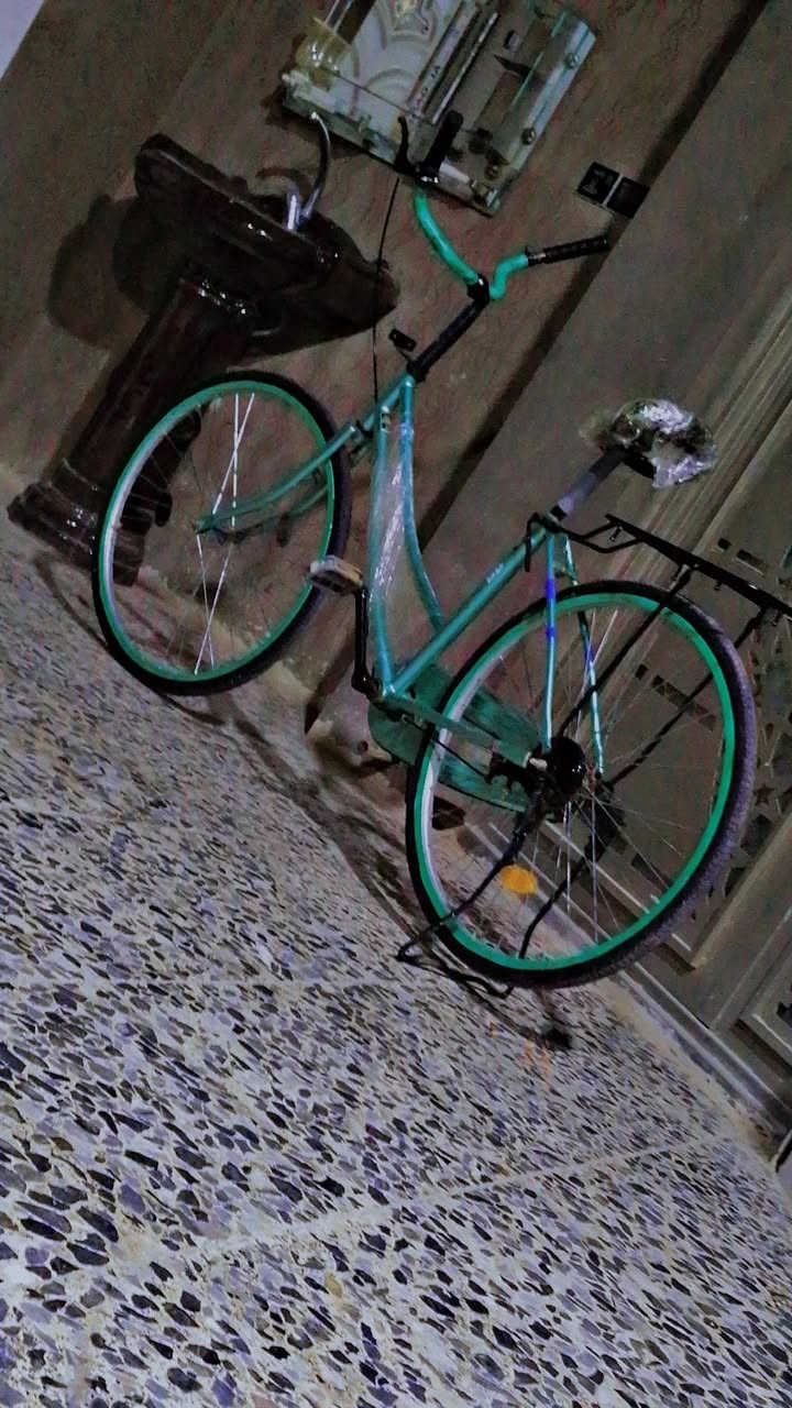 اسلام عليكم بايسكل بطه بيدي مديل 2022فحل ياباني صينيه كامله سعر80وبي مجال مكاني نجف للستفسار واتساب فقط ***********
