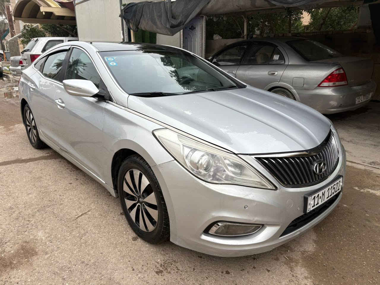 هونداي ازيرا 2014 خليجي فول 1/1 عده بانورما
محرك 6 سلندر 3300 علئ وضع الشركه
ماشيه 91 الف حقيقي شرط الفحص
قطعتين تبريد صدر امامي خلفي
تخم تاير جديد باتري جديد
نضيفه جدا داخل وخارج
رقم بغداد دولي جديد اب اسمي سنويه جديده وهزه جديده
مكان السياره بغداد العامريه
السعر 108 بيها مجال شراي يتصل فقط
***********
***********
