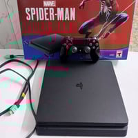 بلايستيشن ٤ • مهكر • ٥٠٠ گيگا