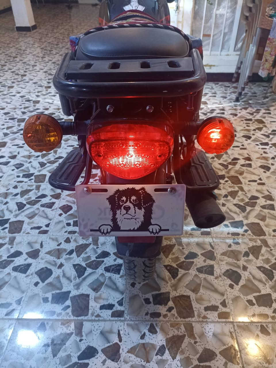 السلام عليكم رقم ***********
دراجه دايوان 25 دراجه جديد محرك قوي وناعم برغي ما ملعوب بيها دراجه تجي تفحص وشوف ربع ما اذب عليها مكان ديالى الخالص
