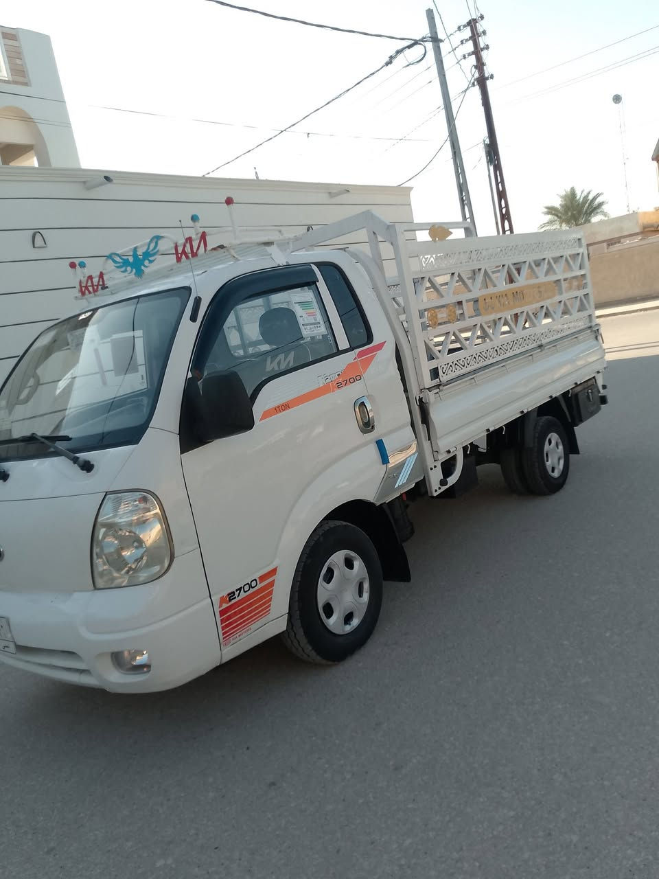 كيا للبيع موديل 2007 مكفوله كفاله عامه مفتوحه 2700 سيارة جديده سنويه مجدده لل 2028 تحويل ثاني يوم الاستفسار ***********
