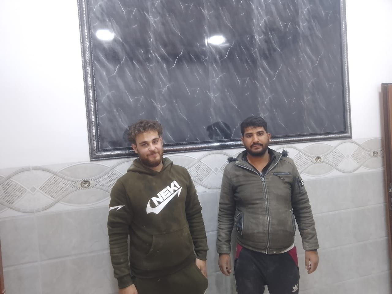 سلام عليكم ورحمة الله وبركاته فني تركيب سقوف ثانويه عامه جبس بورد خط *********** اسعار وجوده ويانا لا تحتار مكان موصل والنواحي
