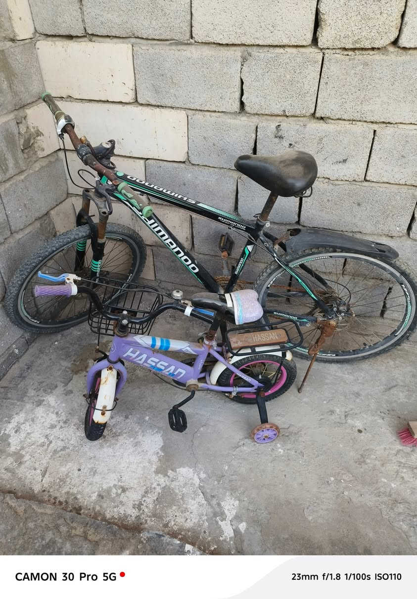 اغراض مستخدمه للبيع
كعدة كامله البيع
قلاية فنكر جديد استخدام قليل 
بايسكلات ثنين 
الأغراض مخليتهم فوك كلهم تراب بس 
للحجز خاص


**إذا كنت صاحب هذا الإعلان وتريد حذفه لأي سبب، رجاءا أرسل رسالة إلى الدعم الفني**