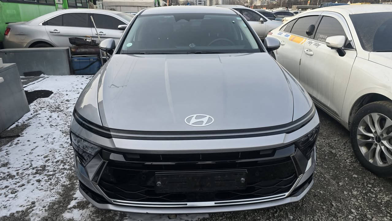 🚗 هونداي سوناتا 2025
🔹 كوريّة المنشأ – تجميع الصين
🔹 بصمة تشغيل
🔹 مقعد سائق كهرباء
💰 السعر: 154 ورقة
📦 واصل إلى الميناء مع الشحن
الالوان / ابيض - فضي
❌ بدون كمرك أو تخليص
📍 السيارات حاليًا في كوريا الجنوبية
📞 للتواصل: ***********

https://chat.whatsapp.com/JBdmaCoDl0Y7FzsEZhVz6X?mode=gi_t
