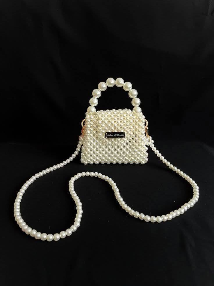 نعومة+فخامة=اطلالة العيد😍
موديلات قابلة للتنفيذ حسب الطلب سعر حسب حجم يوجد توصيل لجميع محافظات العراق وداخل هيت


**إذا كنت صاحب هذا الإعلان وتريد حذفه لأي سبب، رجاءا أرسل رسالة إلى الدعم الفني**