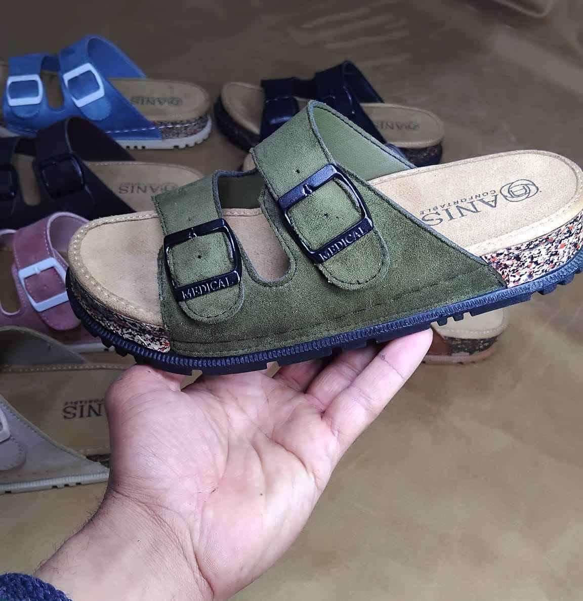 ☀️👡 صندالة الصيفية اللي غتخلي كل خطواتك مريحة وأنيقة! هل تبحثي عن الراحة + الستايل في نفس الوقت؟
جربّي الصندالة الصيفية الجديدة بتصميم عصري ولطيف 🍍🐰

☀️ مميزاتها:
✔️ خفيفة ومريحة طوال اليوم
✔️ خامة ناعمة تحافظ على راحة القادمين 👡☀️


**إذا كنت صاحب هذا الإعلان وتريد حذفه لأي سبب، رجاءا أرسل رسالة إلى الدعم الفني**