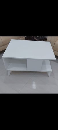 طاولة