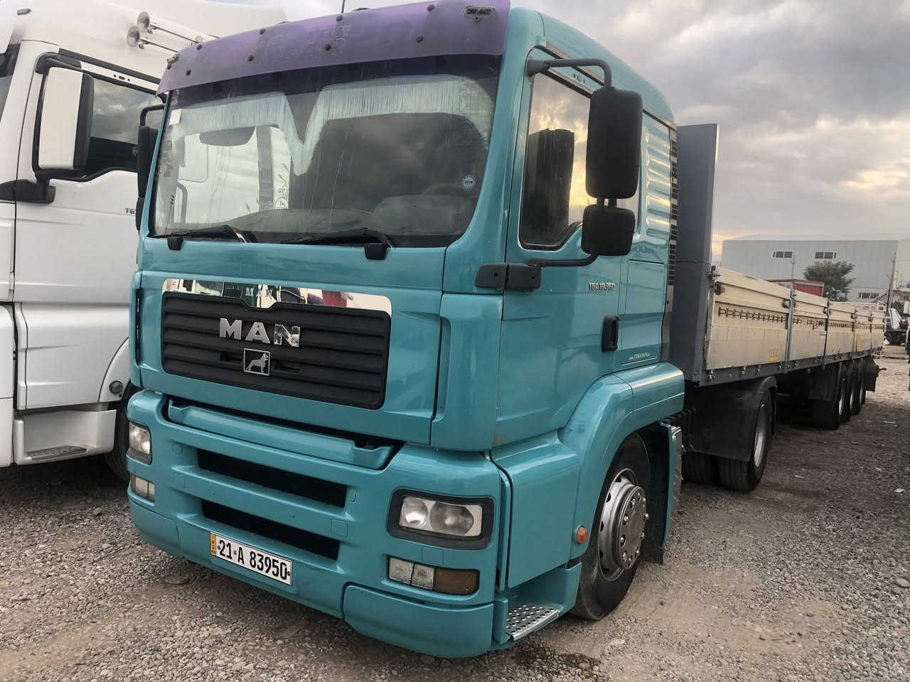 موديل 2003
گيرى تو ماتيك 
هاڤ
سه نه وى ره قه مه تا زه يه 
فلاته كه ى ره بته 
***********
