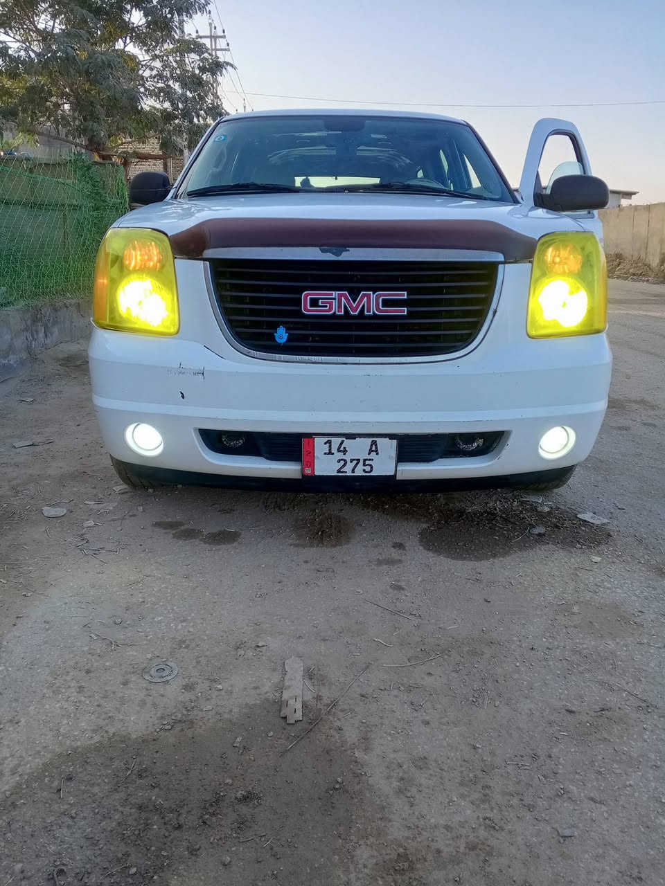 السلام عليكم جمسي 6 برغي GMCخليجيه مابيها اي نقص كير ومكينه واكسل وحداديه مكفوله 
رقم مميز انكليزي سنويه بسمي ستوها مجدده مصفره من كلشي 
داخل عسلي خطها حله /بغداد 
السعر 160
ما متواجد ع الفيس ***********
