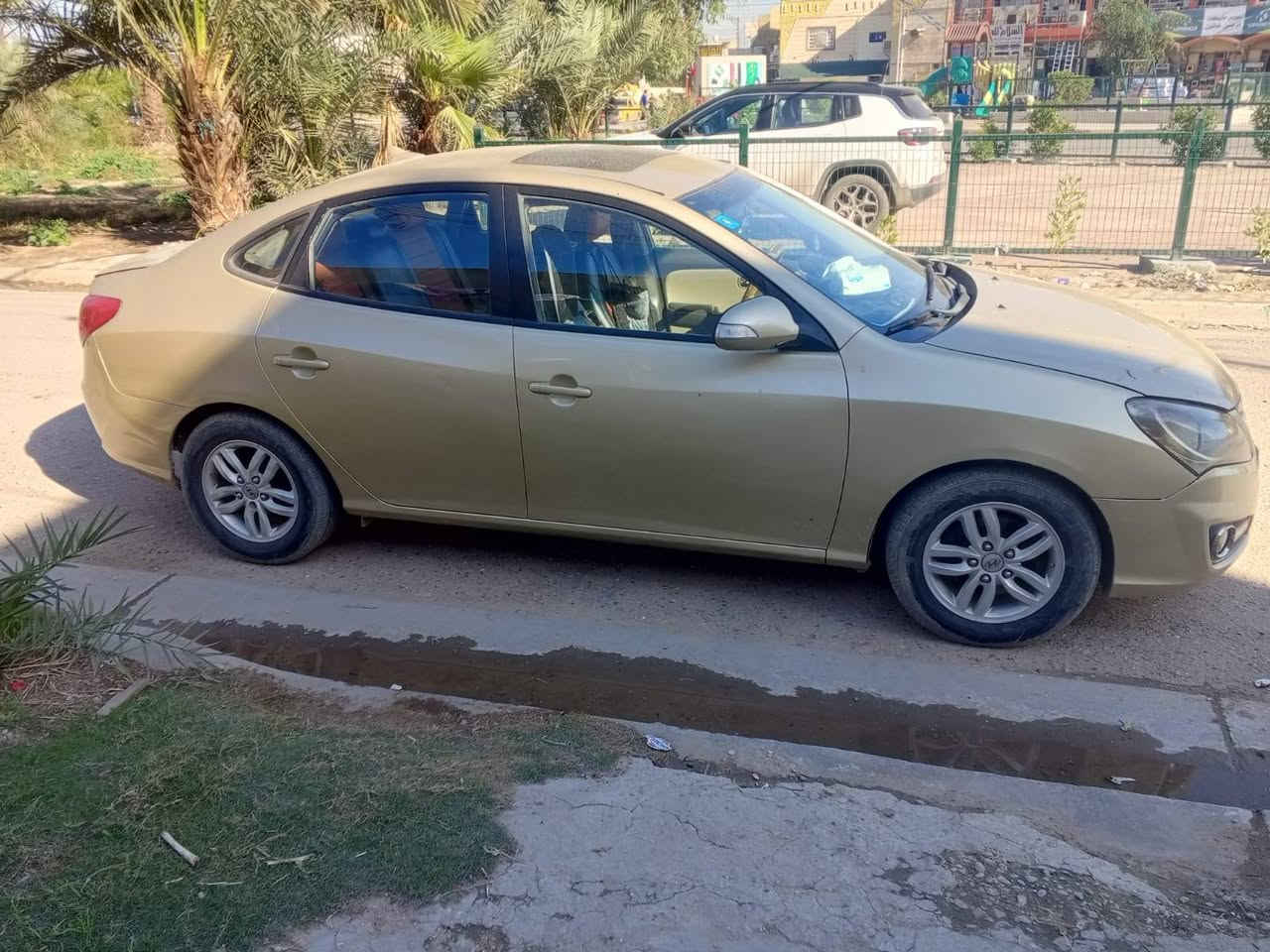 سلام عليكم افانتي موديل 2015 مكينه 2000  للبيع فقط سياره جاهزه من كل نواحي كير مكينه تبريد خير من الله رقم بغداد جديد و هزه جديده بسمي تحويل مباشر بيه صبغ احزام بس مكاني بغداد الدوره ابو دشير ‏‪سعر
85 ورقة

‏‪***********
للإستفسار الاتصال على الرقم اعلاه
او المراسلة عبر الواتساب
