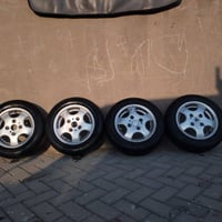 تخم وياله هنه وتايراتهن كاملاات السعر 150تايرات نضاف المكان بغداد  الا...