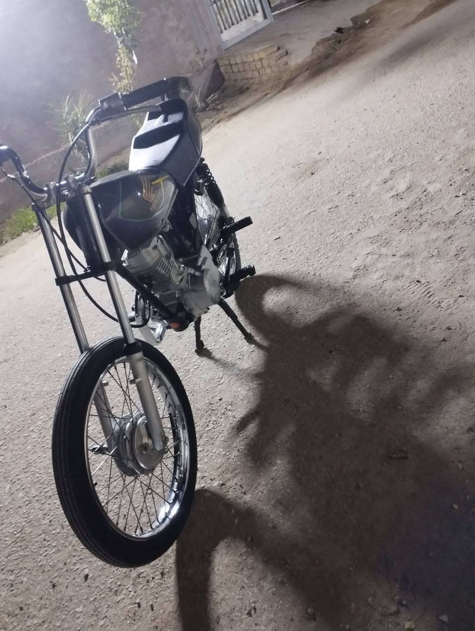 سلام عليكم
وراق سكنر 
دراجه اربعه كير البيع 
مكينه شلامجه شاصي شلامجه 
مكان نجف هذا رقمي 
***********
