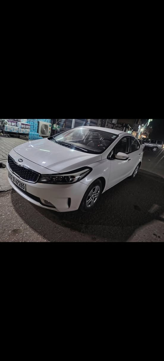 سيراتو ٢٠١٧ رقم أربيل دولي رقم جديد سياره مكفوله كفاله عامه لا صبغ ولا بارد السعر ١٣٥ بيهه مجال قليل *********** مخول بل نشر فقط اتصل
