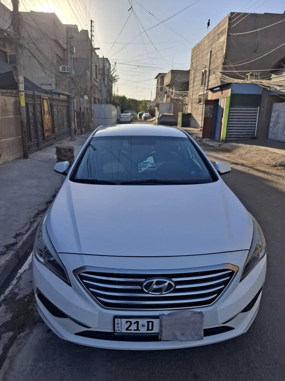 سوناتا 16 أمريكي سليمانيه بسمي كلين بدون حادث مكفول حتى الدعاميات ومكفول  من الغرق تقريرها موجود داخله زيرو للعراق..شاشه تاب كامره دواره ثلاث انظمه قياده مانع تزحلق تحكمات ستيرن جهتين ارضيه ومقاعد وجنطه مدوشمه جلد اربعه ويل كب محرك 2400 gdi  لا تنقيص ولا تبخير ماشيه  ١٢١٠٠٠ الف  صدر أمامي وخلفي نظيف جدا.
ملاحظه: السياره بيها تقشير بالصبغ بأماكن متفرقه وبيها شخط في باب السايق.
مكاني بغداد البياع  ***********
السعر  ١١٨ $ وبيها مجال.
