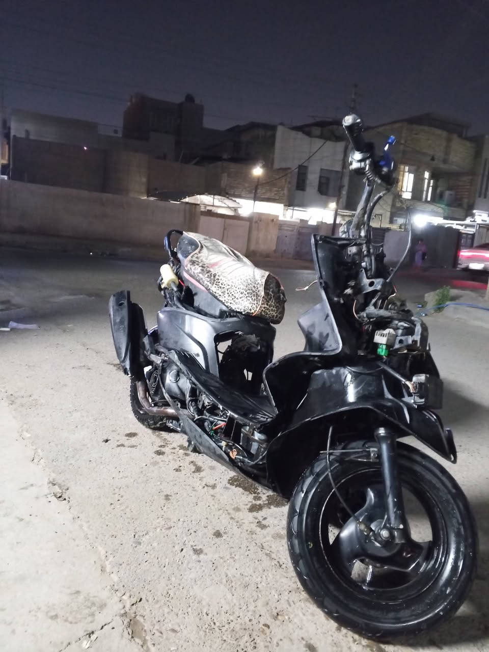 السلام عليكم دراجة ماكس مضلع مال لعب محرك بلادي شلعه معدل  طيران دراجه حلوه السعر 275وبيه مجال مكان بغداد الدورة رقم الهاتف ***********متواجد عل نت
