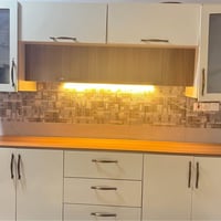 مطبخ توصاة تفصال خاص  ملحق متكون مِـن ٦ ابواب  كاونتر اربع ابواب + مجر...