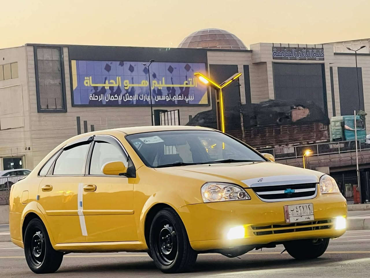 اوبترا ٢٠١١ شركة العامة
سعر ٦٥ بيهة مجال شراي 
بيهة طخة جملغ خلفي
مصبوغة عام اثر جراد كلير
سيارة جاهزة ما بيهة اي نقص 
صدر تخم تاير جديد 
رقم بغداد تحويل ثاني يوم 
مكان سيارة بغداد الشعب 
رقمي ***********
