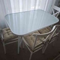 طاولة ٤ أشخاص • سطح زجاجي • السليمانية