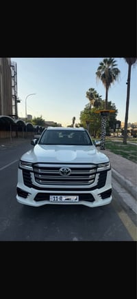 لاندكروز  لاندكروز 2023 رقم بغداد   فئه VX ضمان شركه ساز  ماشيه 9 الال...