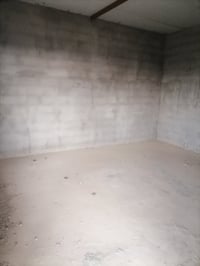 كاع مساحه 500 متر وبيها بيت هيكل مساحته 150 متر مكانهم بغداد كرغوليه ا...