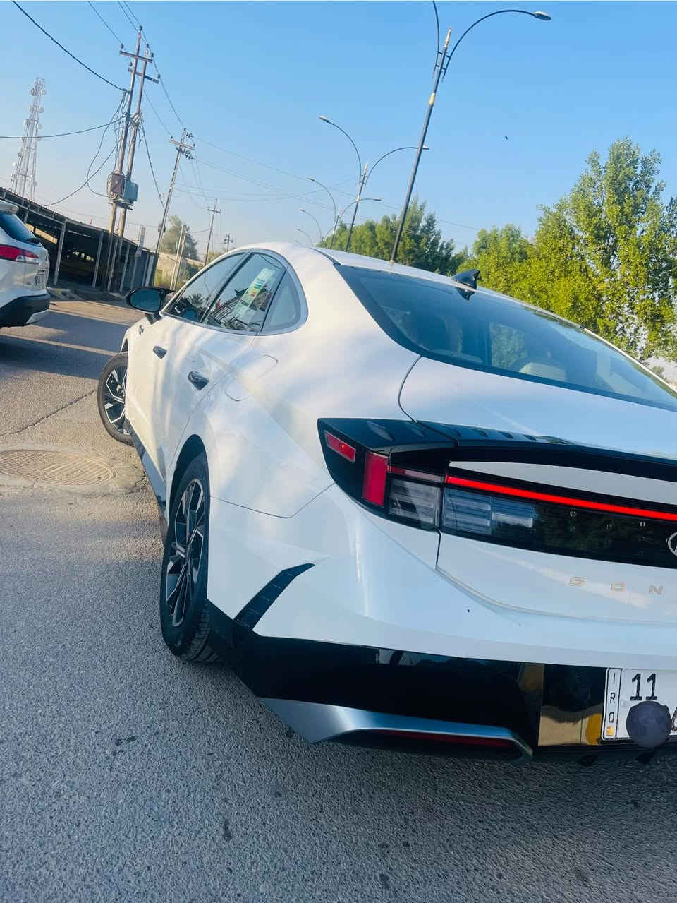 🔴سوناتا موديل 2024 🔴
مكينة 2.500

‏HYUNDAI SONATA 2024

بدون ايرباك بدون 

🔴. حادثها السياره طخة بسيطه بل جنطه فقط 

الباقي مكفول عالفحص ابيع  تحويل  
رقم بغداد بسمي

مكينة 2.500 طيااررره 🚀🚀

مواصفات راح اذكرهن 

بصمة دخول ذكي  

شاشة ع طول الدشبول 

تحكم ستيرن 

رادار امامي معا تحديد مسافة سيارة كدامك 

رادار خلفي 

رادار جانبي 

اوتو ستوب خلفي 

اوتو ستوب امامي 

شفتات ستيرن 

كشنات كهرباء وتدفئه

كشنات تدفئه 

كير تعليك 

شحن لاسلكي 

حساس فتح جنطة الخلفية 

تشغيل عن بعد 

نظام خروج عن المسار 

نظام قيادة ذاتيه 

تبريد منفصل قطعتين امامي 

جامات اوتو 

نظام اوتو هولد مال ازدحامات 

هندبريك بصمة 

انظمة قياده سبورت ونورمات  وايكو 

كامرة خلفية دوارة

دشبول كاربون فايبر 

ويلكب حجم ١٨انج

تايرات بلادية عليها 

بجم زنون 

لد ع طول البجم 

لايتات اوتو 

نقط عمياء 

شاشة تبريد تحكم كله لمس 

سعر 220

مكان واسط صويره 

رقم ***********
