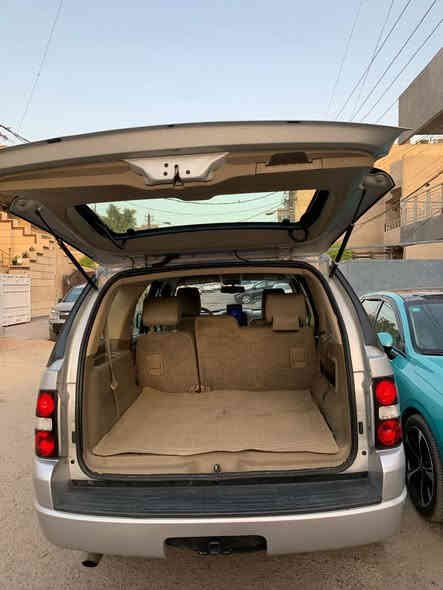 فورد اكسبلور موديل 2009 خليجي 7 راكب 3 قطع تبريد تخم تاير صبغ دعاميات فقط للجمالية سيارة جاهزه بدون نقص السعر 120 ورقة رقم الهاتف ***********
