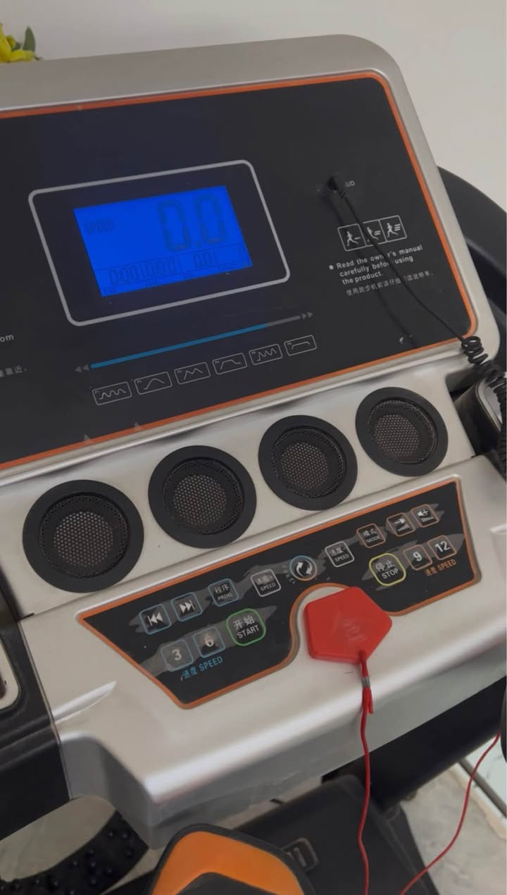 جهاز جري نظيف كولش للبيع بي عطل بس تبديل كارت الجهاز يشتغل ومن يفتر يتوقف ويطلع آلارم E5 كربلاء, العراق


**إذا كنت صاحب هذا الإعلان وتريد حذفه لأي سبب، رجاءا أرسل رسالة إلى الدعم الفني**