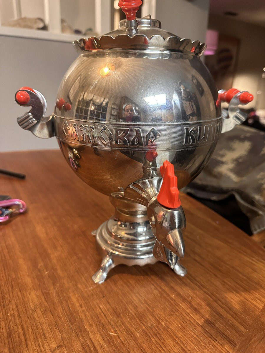 جمال السماور الروسي وايضاً مكتوب تاريخ الصنع سنة 1984 السعر 75


**إذا كنت صاحب هذا الإعلان وتريد حذفه لأي سبب، رجاءا أرسل رسالة إلى الدعم الفني**