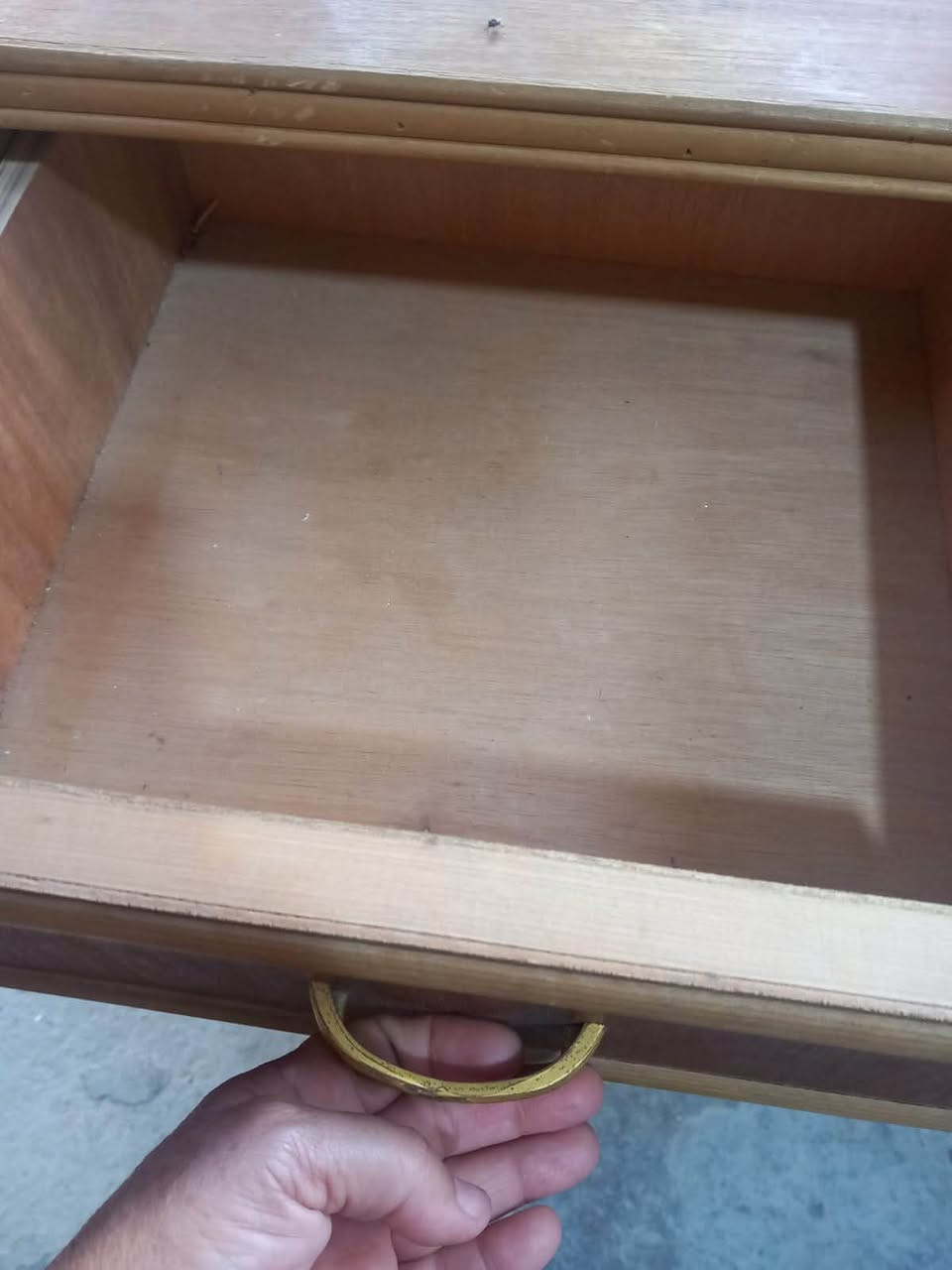 السلام عليكم بوفيه للبيع نضيفه السعر ١٠٠ وبي مجال


**إذا كنت صاحب هذا الإعلان وتريد حذفه لأي سبب، رجاءا أرسل رسالة إلى الدعم الفني**